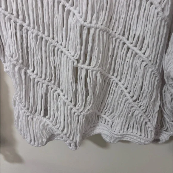 Carbon38 White Crochet off shoulder knit Sweater size M/L - Picture 9 of 14